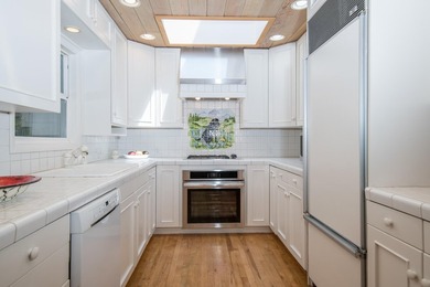 This property offers incredible potential in an exceptional - photo 10