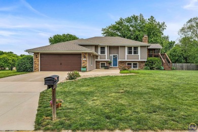 Sherwood Lake Home Sale Pending in Topeka Kansas