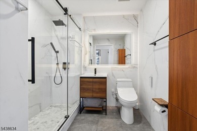 Beautiful 23rd-floor corner residence in one of Downtown Jersey - photo 16