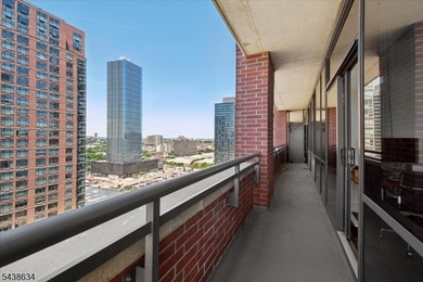 Beautiful 23rd-floor corner residence in one of Downtown Jersey - photo 19