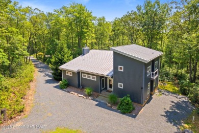 Lake Home For Sale in Jim Thorpe, Pennsylvania