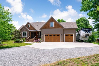 Welcome to 3099 Sunset Dr in Rising Fawn, a custom built home - photo 6