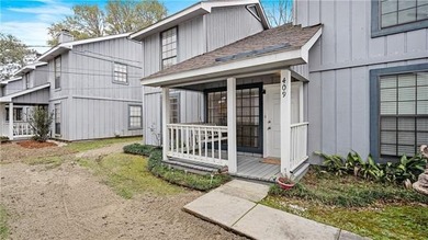 Lake Pontchartrain Condo For Sale in Mandeville Louisiana