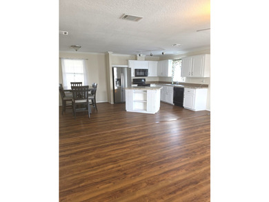 7427 Harbor View Drive is located in beautiful Lake Griffin - photo 4