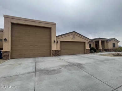 'MODEL HOME ON YOUR LEVEL LOT'. 3400 Square Feet Under Roofes - photo 5