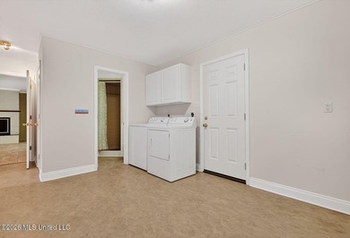 Charming brick one-story home featuring 3 bedrooms, 2.5 - photo 12