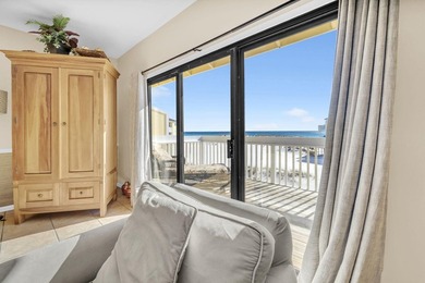 This wonderful condo is right on the beach and has a fantastic - photo 14