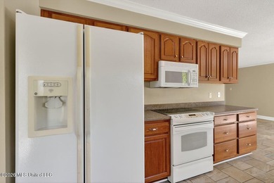 Charming brick one-story home featuring 3 bedrooms, 2.5 - photo 19