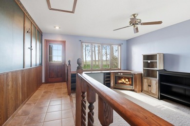 4+ bedrooms, 3 baths and huge double lot! 3 bedrooms on one - photo 19