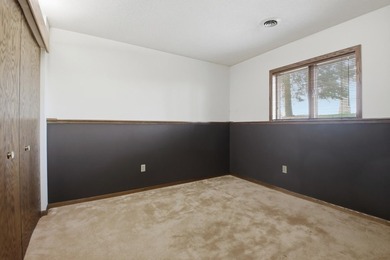 4+ bedrooms, 3 baths and huge double lot! 3 bedrooms on one - photo 23