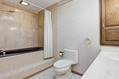 4+ bedrooms, 3 baths and huge double lot! 3 bedrooms on one - photo 30