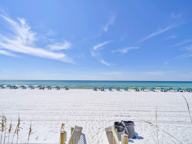 This wonderful condo is right on the beach and has a fantastic - photo 31