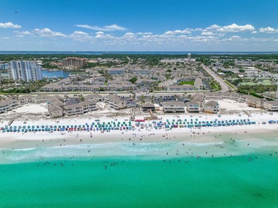 This wonderful condo is right on the beach and has a fantastic - photo 36