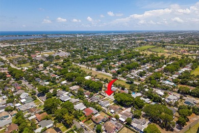Come explore this charming 3-bedroom, 2-bathroom home nestled in - photo 7