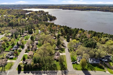 4+ bedrooms, 3 baths and huge double lot! 3 bedrooms on one - photo 46