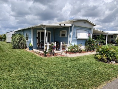 Lake Home For Sale in Okeechobee, Florida