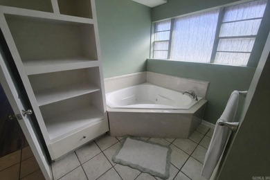 Welcome to 130 Sheridan Rd in North Little Rock-a spacious 3 bed - photo 14