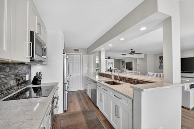 Renovated, move-in ready condo in the highly desirable - photo 17