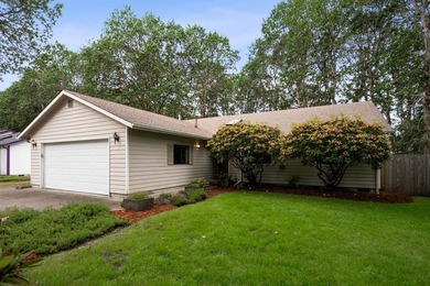 Welcome home to this beautifully maintained rambler in the - photo 25