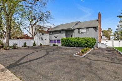 Merrick 5-bedroom 3 bath colonial over a ground floor active - photo 29