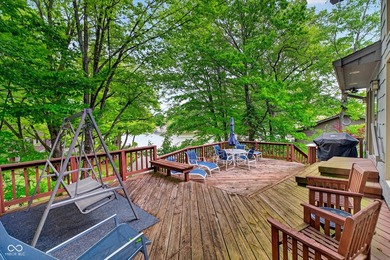 Tucked among mature trees in the highly sought-after South - photo 30
