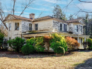 Restore this grand lady to her former glory- once used for - Lake Other For Sale in Buffalo Junction, Virginia