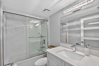 Renovated, move-in ready condo in the highly desirable - photo 32