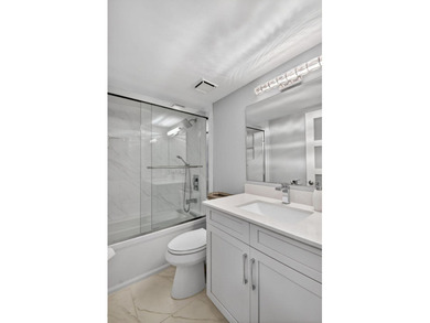 Renovated, move-in ready condo in the highly desirable - photo 33