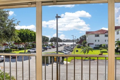 Renovated, move-in ready condo in the highly desirable - photo 40
