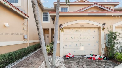 Crystal Lake - Broward County Townhome/Townhouse For Sale in Deerfield Beach Florida