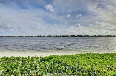 Renovated, move-in ready condo in the highly desirable - photo 59