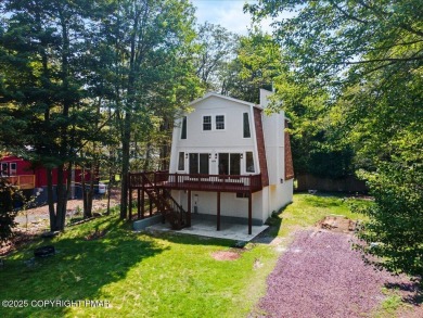 Lake Home For Sale in Tobyhanna, Pennsylvania
