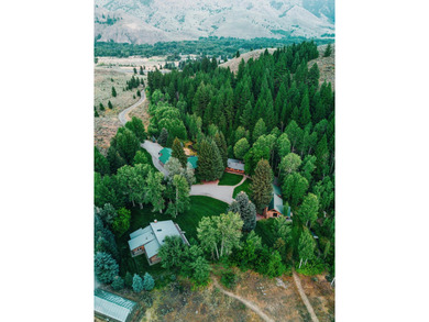 A true legacy estate with 33.45 pristine acres in the heart of - photo 1