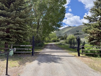 A true legacy estate with 33.45 pristine acres in the heart of - photo 3
