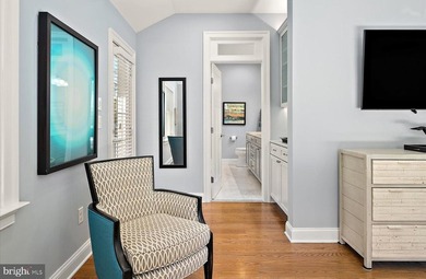 Perfectly positioned in the heart of highly sought-after South - photo 42