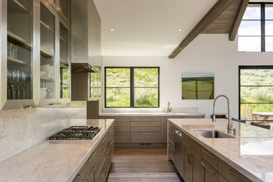 This site was chosen for its private, elevated, view-laden - photo 7