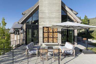This site was chosen for its private, elevated, view-laden - photo 10