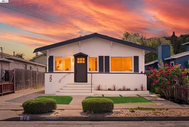 Best value in Bay Farm Alameda! A must-see opportunity featuring - photo 3