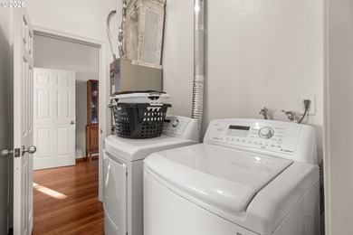 Completely Reimagined Coastal Retreat with Ocean - photo 12