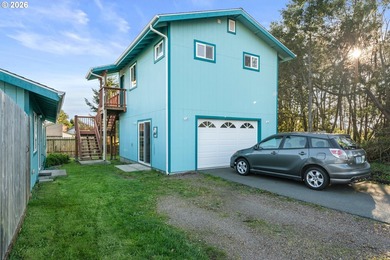 Completely Reimagined Coastal Retreat with Ocean - photo 17