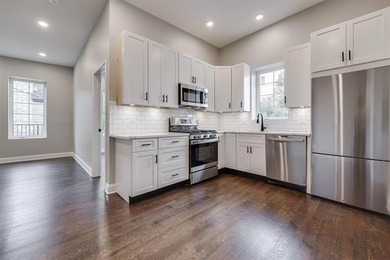 Calling all investors, business owners and house hackers! - photo 20
