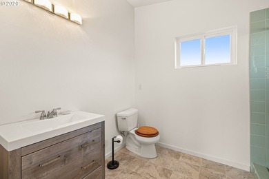 Completely Reimagined Coastal Retreat with Ocean - photo 21