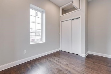 Calling all investors, business owners and house hackers! - photo 29