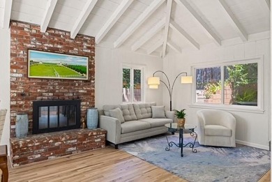 Fantastic Carmel-by-the-Sea cottage located on a very quiet - photo 5