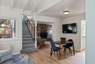 Fantastic Carmel-by-the-Sea cottage located on a very quiet - photo 7