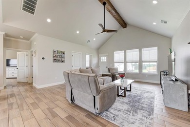Custom Gellenbeck Home in Prairie Pointe Estates on a 1/2-acre - photo 4