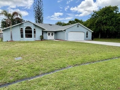 St. Lucie River Home Active Under Contract in Port Saint Lucie Florida