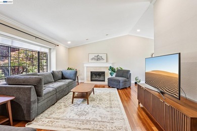 East-facing residence, situated in the desirable Canyon Hills - photo 7
