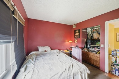 Enjoy comfortable Florida living in this charming 2-bedroom - photo 9