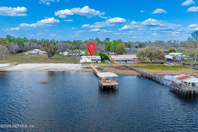 Hampton Lake - Bradford County Home For Sale in Hampton Florida